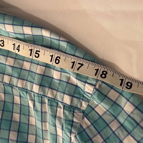 IZOD PERFORMANCE COMFORT PLAID BUTTON DOWN SHIRT- SP​​ - Picture 5 of 8